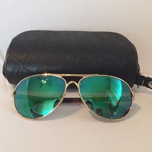 NWOT Oakley aviator sunglasses